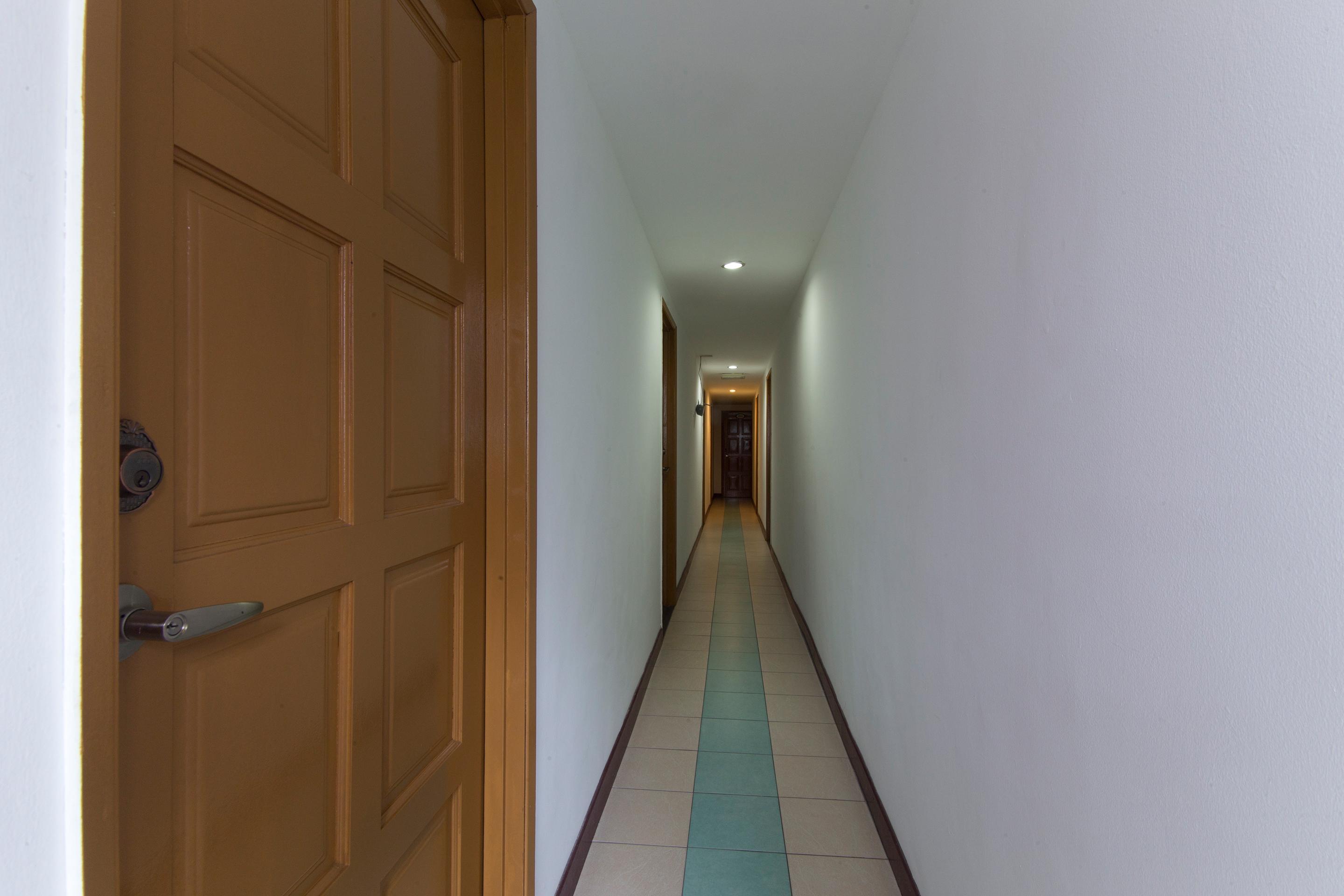 Super Oyo 321 Hotel D'Elegant Куала-Лумпур Экстерьер фото