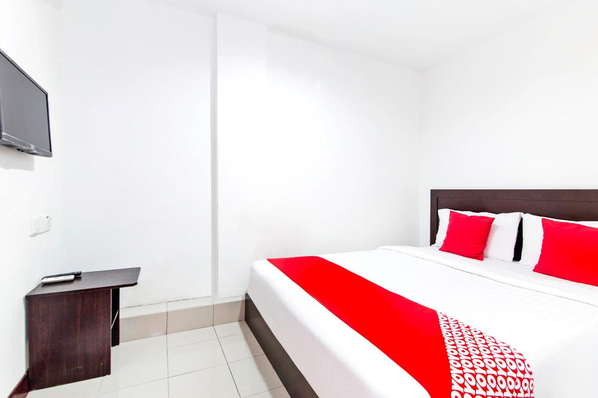 Super Oyo 321 Hotel D'Elegant Куала-Лумпур Экстерьер фото