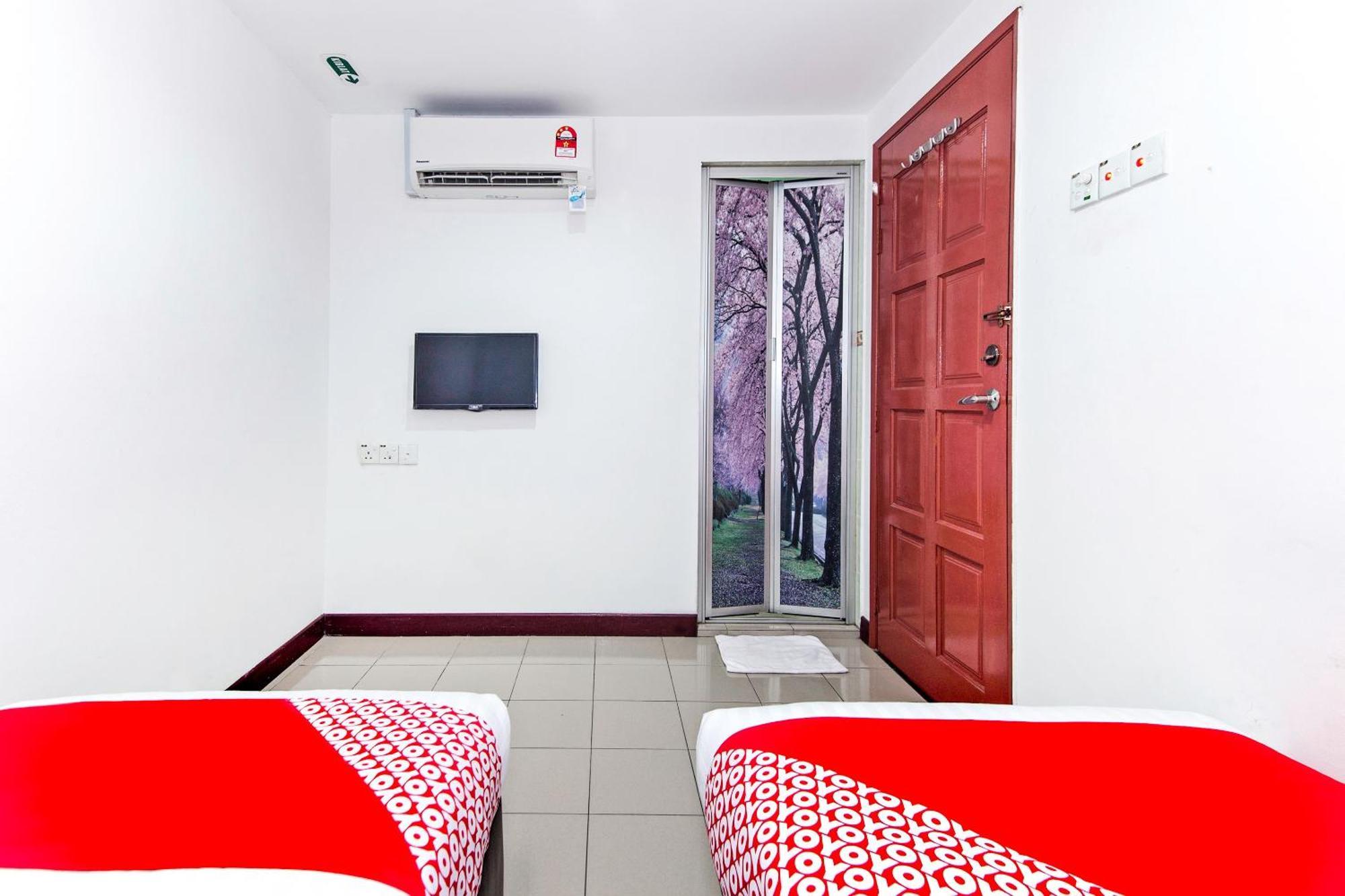 Super Oyo 321 Hotel D'Elegant Куала-Лумпур Экстерьер фото